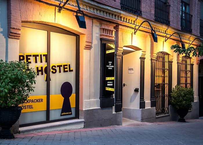 Petit Hostel La Latina Madrid